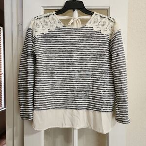 Style & Co Striped Lace Shoulder Long Sleeve Top w/ Chiffon Hem – Size Small
